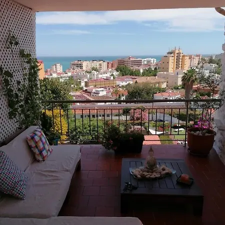 Royalhomes Apto. La Bateria 公寓